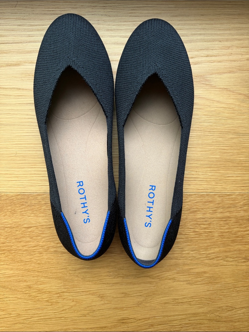 Rothy's Black Knit V-Neck Flats with Blue Trim